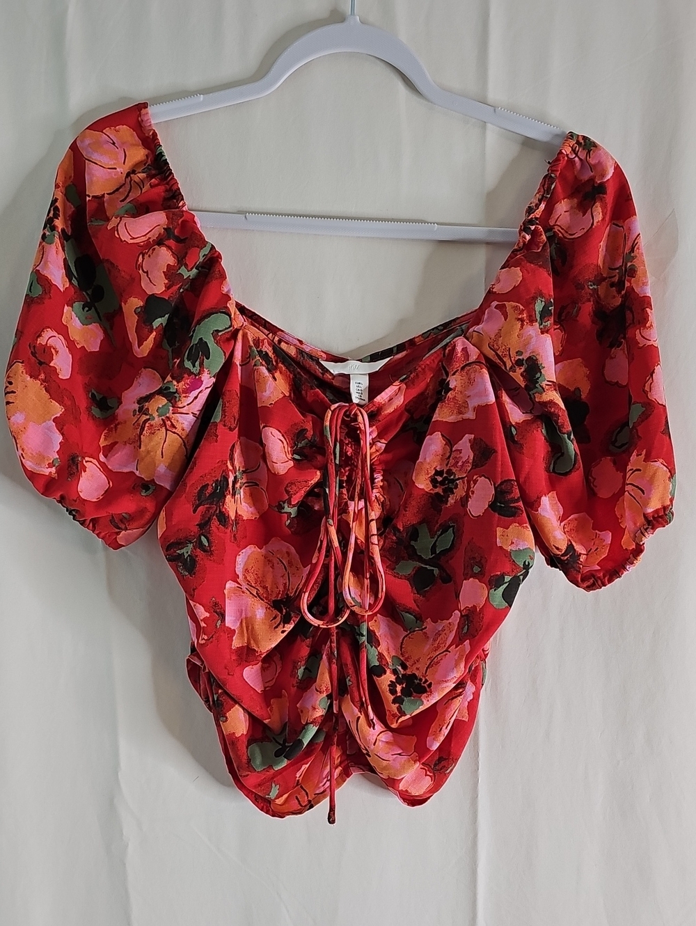 H&M Floral Red Puff Sleeve Tie-Front Crop Top